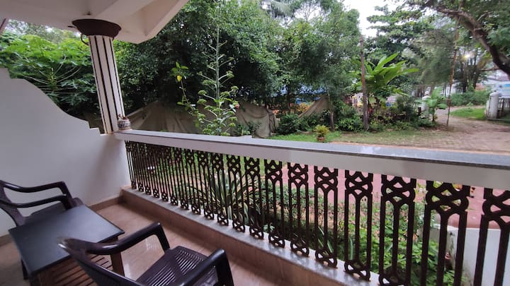 Palm Crest Holiday Home near Colva Beach