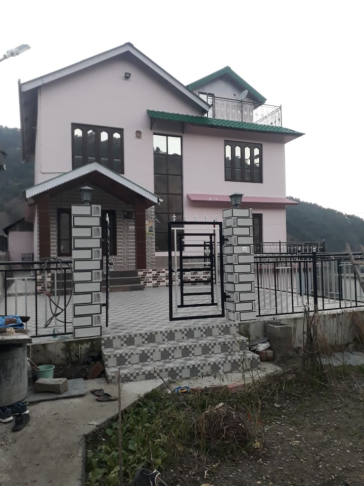 Dalhousie Holiday Rentals & Homes Himachal Pradesh, India Airbnb