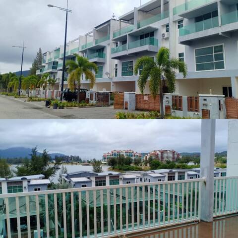 Sea View 3 Storey House @ Tiara Bay