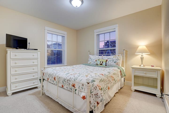 Third Bedroom on Second Floor with Queen Bed