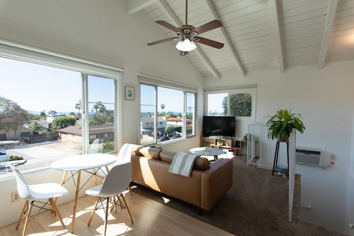 North Pb Gem Close To The Beach - San Diego, CA