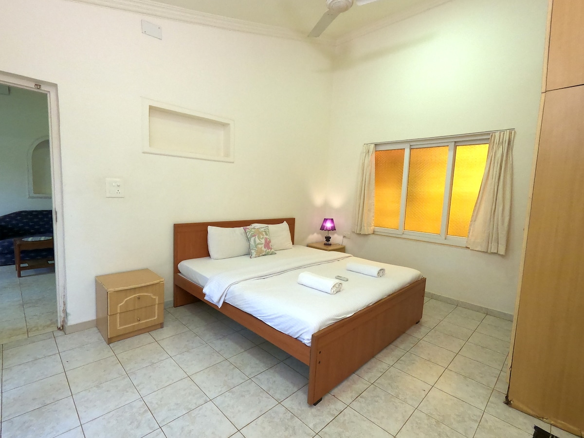 Spavaća soba sa spojenom kupaonicom