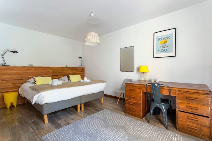 CHB#2 - Lit 180 x 200