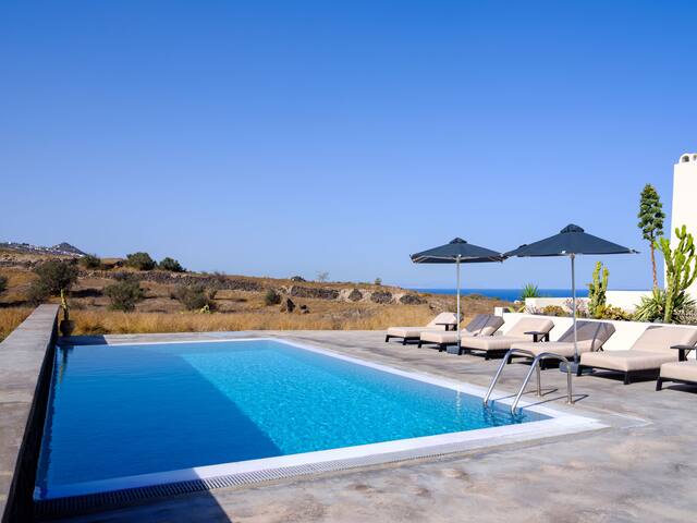 Home of Lilies gallery image 4