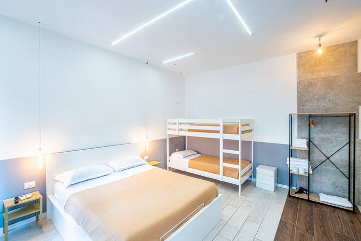 MyTinyHome – Evolutionism [19 pax] gallery image 5