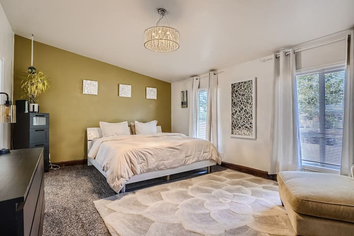 Примарна спална соба, брачен кревет (широк 180 -