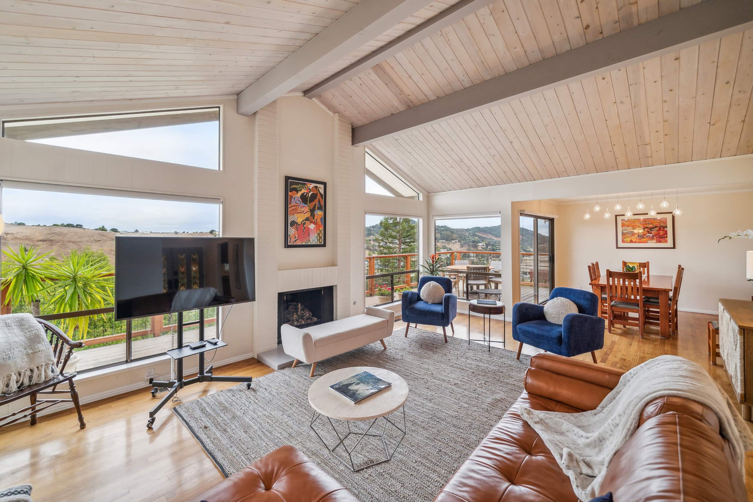 Canyon Views & Accessible Deck in Sun Valley - Main photo
