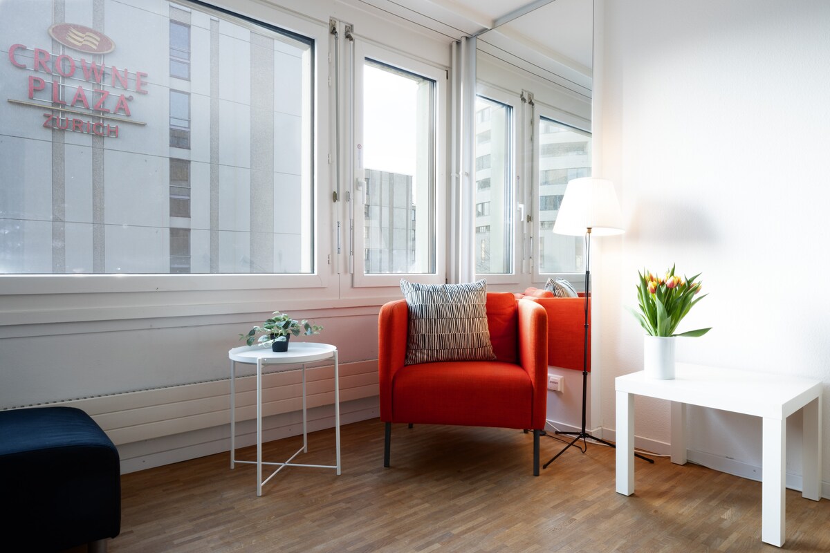 Top Airbnb: Zurich city studio near Albisriederplatz in Hard