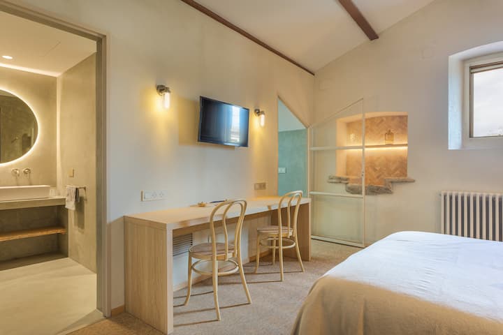 Suite Campanar