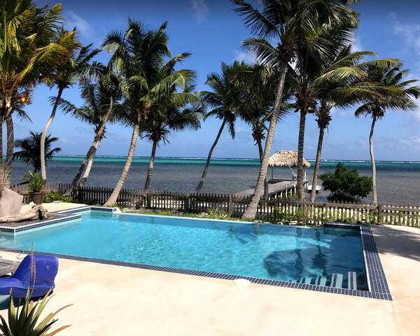 2 BR Oceanfront Suite w Pool in Great Location gallery image 5