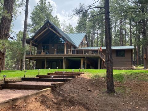 Forest Lakes Mountain Getaway