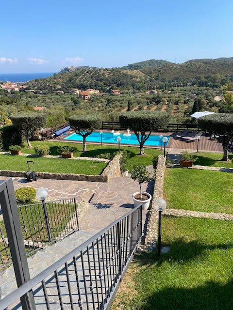 Sea view villa with pool
