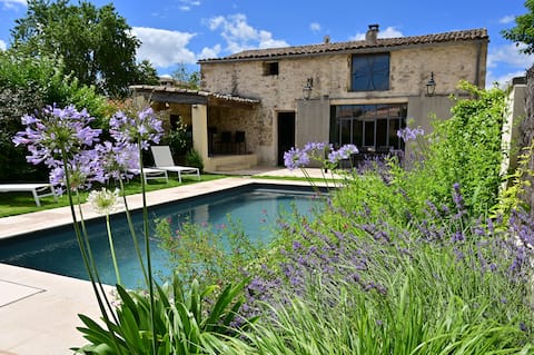 Charming cottage near Uzes