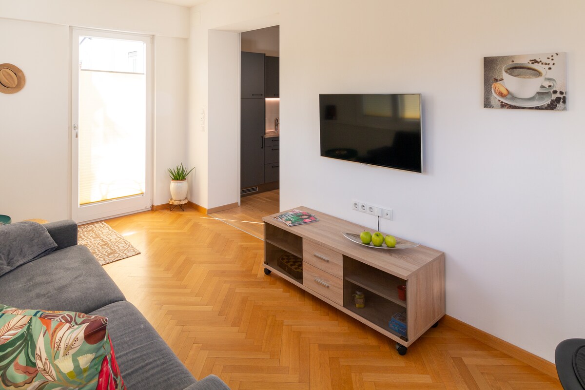 Top Airbnb: Modern apartment- Haus Lang (close to Merano) a Lagundo