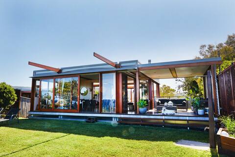 Sea Pearl on Boomerang Beach, Pacific Palms.