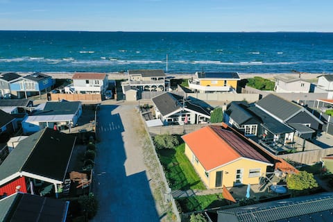 Just 75 feet from beach, 66 sqm with Spa and sauna