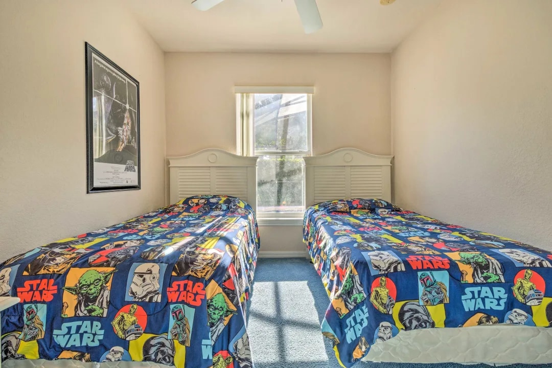 Спална соба 4 - 2 близнаци - тематска соба од „Војна на ѕвездите“