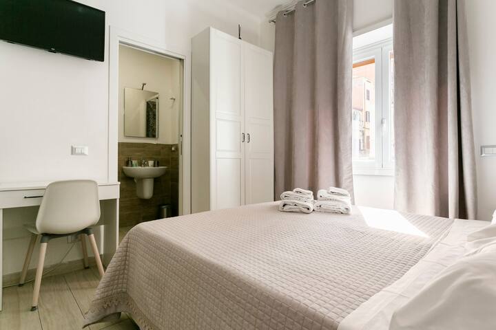 Guest House Mr. Charlie Brown gallery image 4