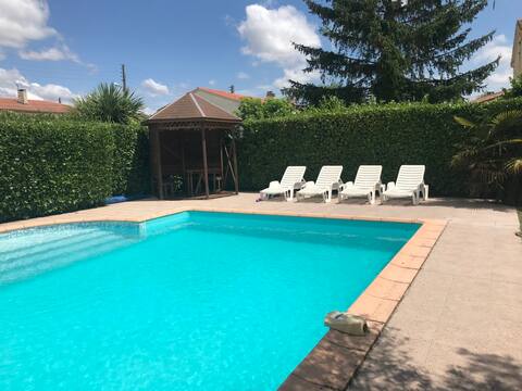 Stone built house 4 bedrooms pool near Carcassonne