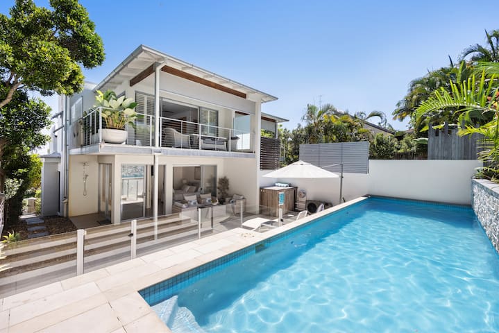 Noosa Luxury Retreat