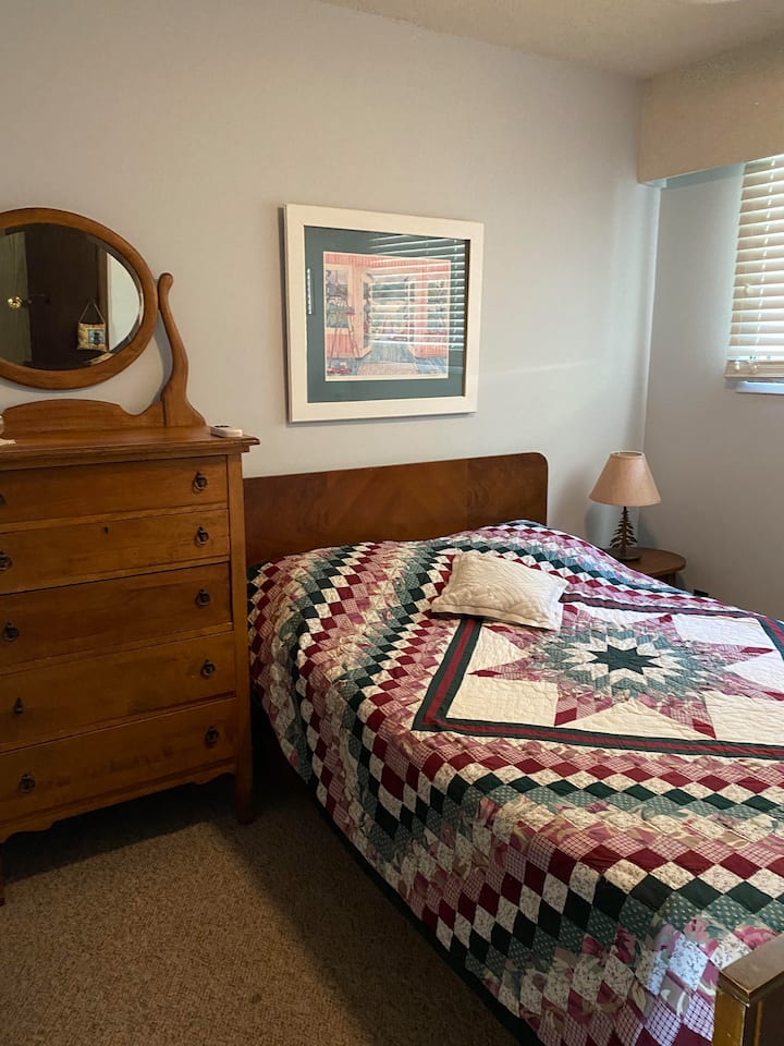 נחש חדר שינה (מקום לשני אנשים)