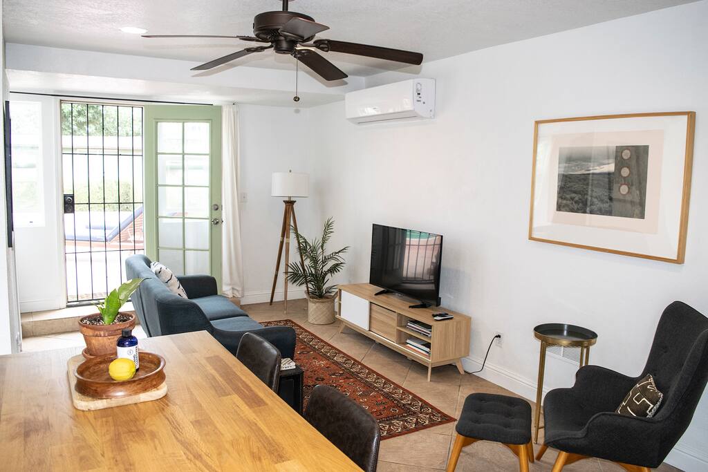 Airbnb Cozy & Stylish Cottage in Great Location w/Pool!