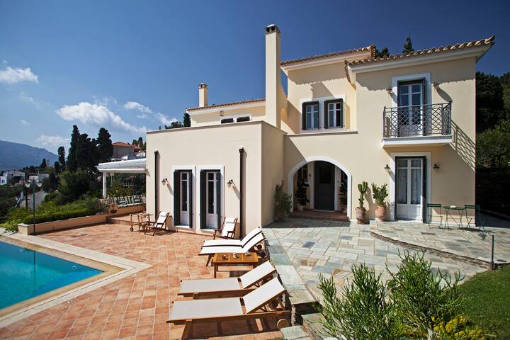 Hortensia Villa | Infinity Pool & Sea Views gallery image 4