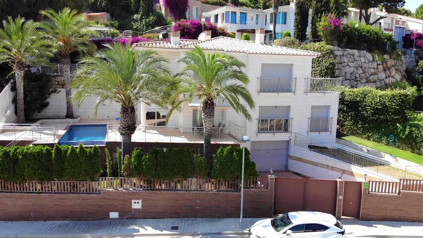 CostaBrava Beautiful house with pool with sea view gallery image 5