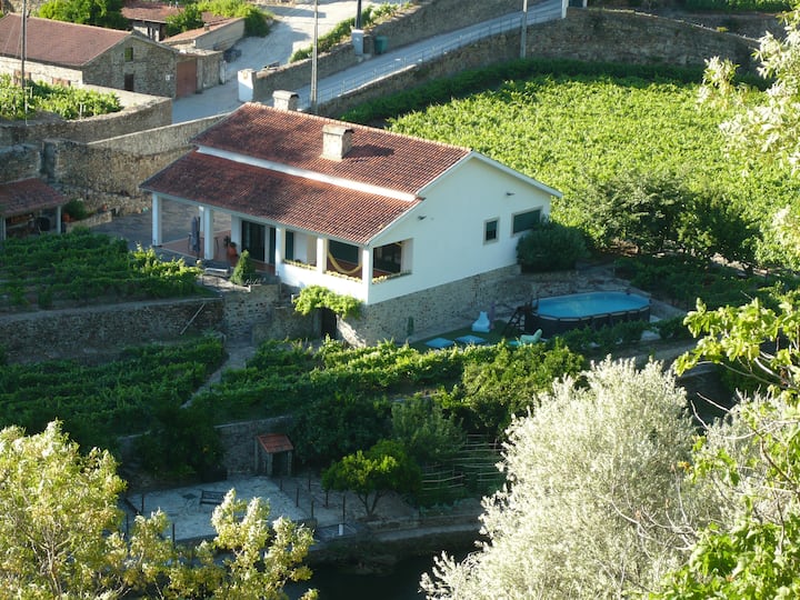Portugal-Douro - Pinhão - "Casa do Riacho" Cottage