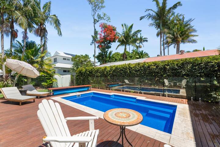 Classic Byron Bay house with Pool gallery image 3