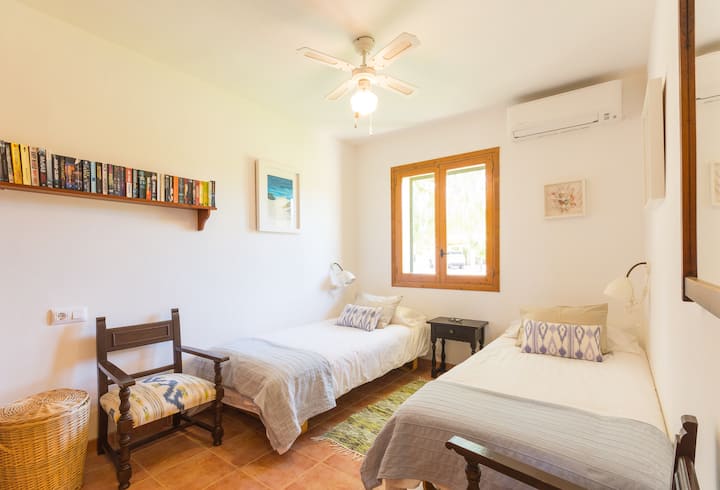 2 საძინებელი კონდიციონერით