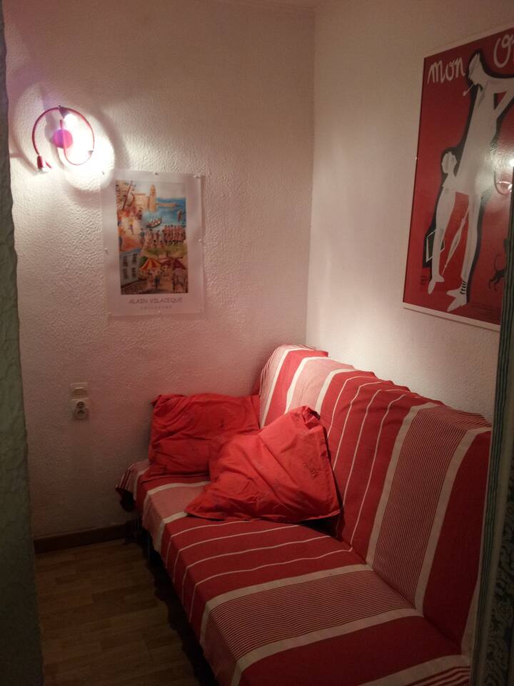 La habitación roja  en alcoba  y su click clac