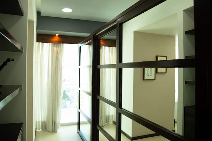 ห้องแต่งตัวภายในห้องหลัก