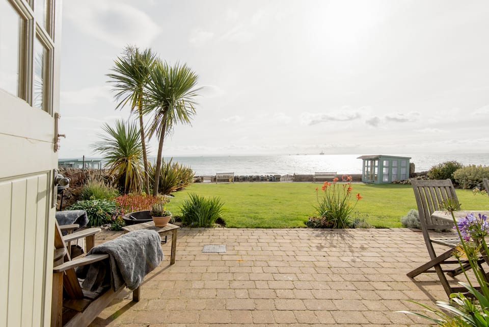 Weaver's Cottage on the Fife coast, Lower Largo, Fife, Scotland, United Kingdom, photo 9 of 10