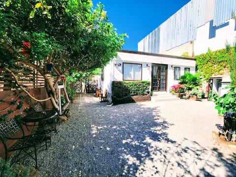 Top performing Airbnb: Charming Frida's Villa#1, 2 BR, Close to Surf K38 in Playas De Rosarito
