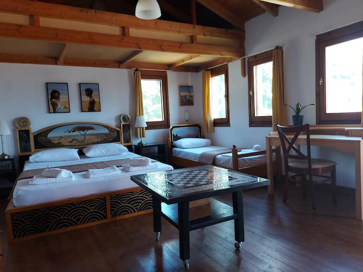 Spálňa na druhom poschodí