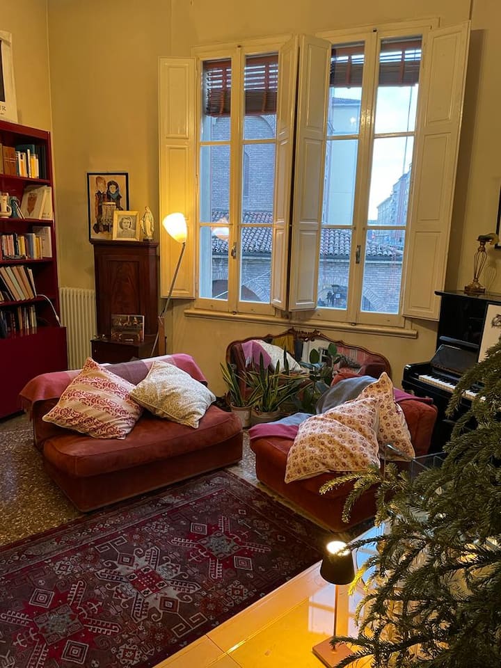 AtHOME No35 Apartments for Rent in Bologna, EmiliaRomagna, Italy