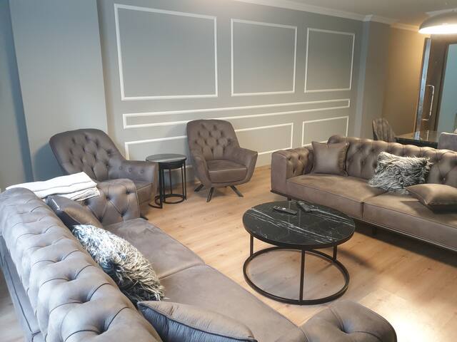 2+1with 2 bathrooms 2th floor