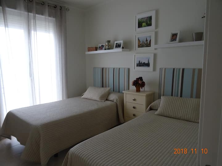 غرفة النوم 2