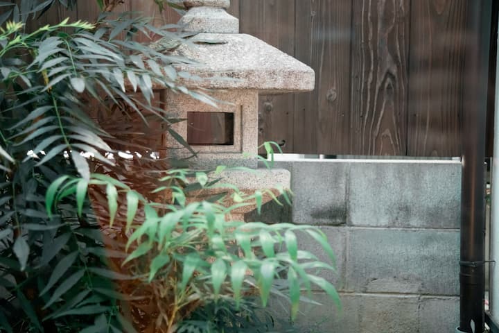 Kyotofish·Nijojo*Gardenview Bath*100Yr Machiya
