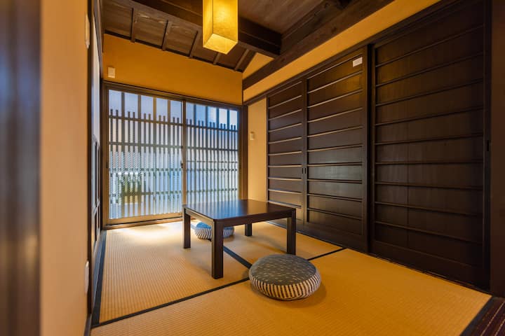 Kyotofish·Nijojo*Gardenview Bath*100Yr Machiya