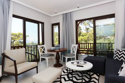 PINEHILL404 2+1 DUPLEX  APARTMENT WITH SEA VIEW