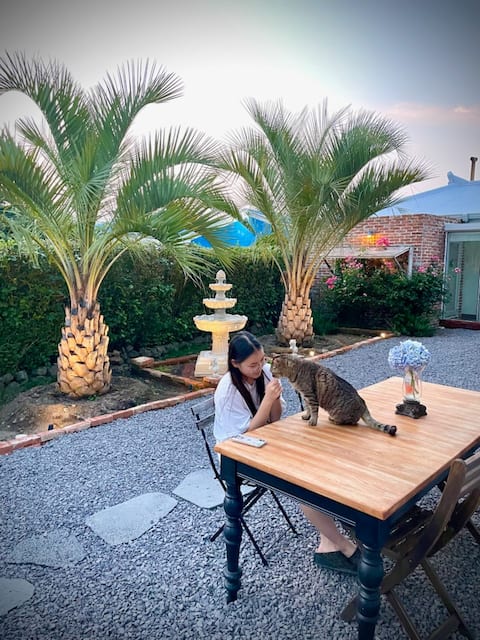 Clean and quiet Aewol Jungsangan village studio-style accommodation Prairia