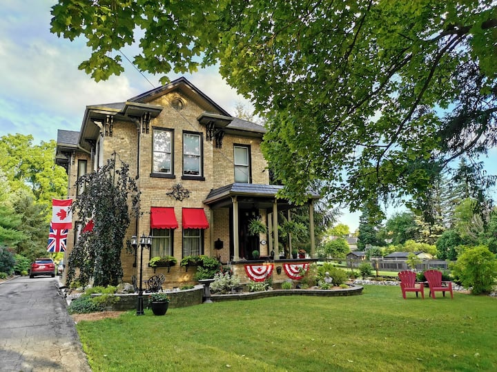 Strathroy Vacation Rentals & Homes Ontario, Canada Airbnb