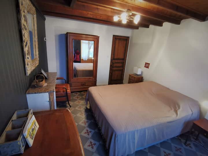 camera da letto bassa