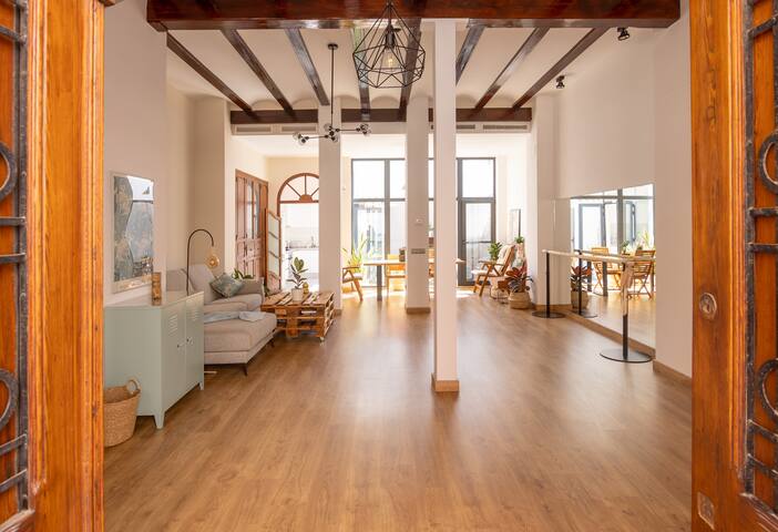 Mediterranean Boutique Fisherman’s House