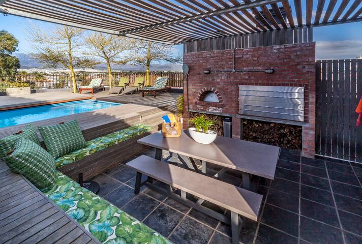 The Salt Box Villa – Self catering – Strand gallery image 4