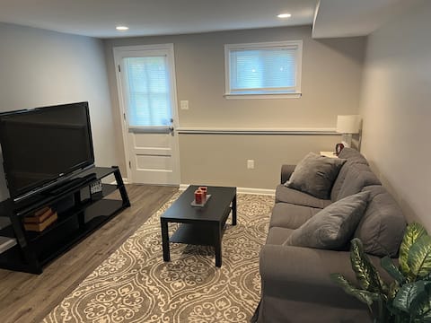 Spacious Apartment Minutes From Nat’l Harbor!!!