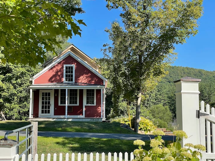 The Blacksmith Shop Cottages for Rent in Guilford, Vermont, United States Airbnb