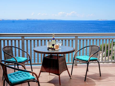 SUNSET-OASE by the sea apartment 5